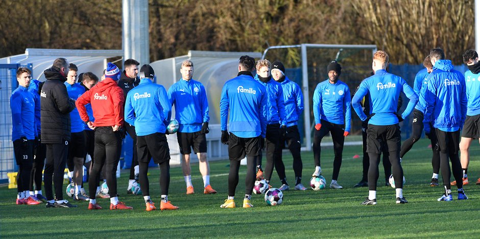 Nach Corona Quarantane Hsv Konkurrent Kiel Darf Endlich Wieder Trainieren Mopo