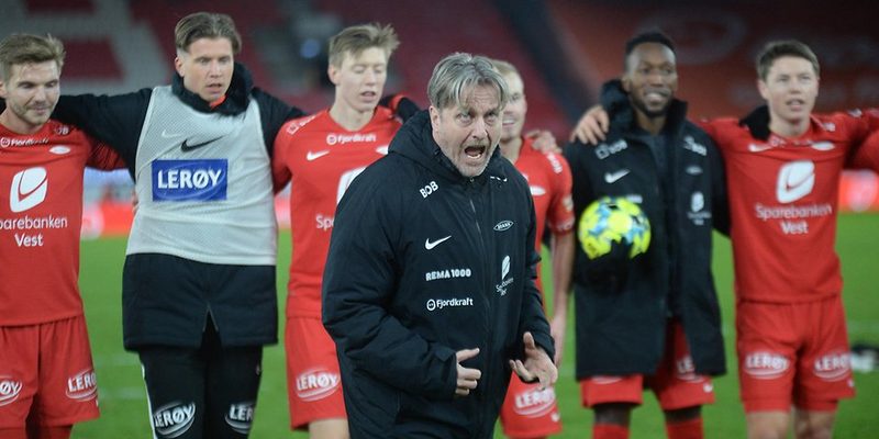Extrem Peinlich Trainer Sorgt Mit Frauenfeindlichem Shirt Fur Einen Skandal Mopo