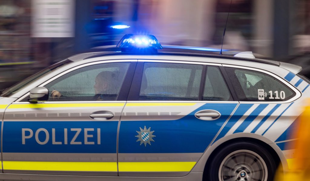 Messerattacke Würzburg / Yr1j2bhlcwgzkm - „wir lassen uns nicht von menschen auseinander dividieren.