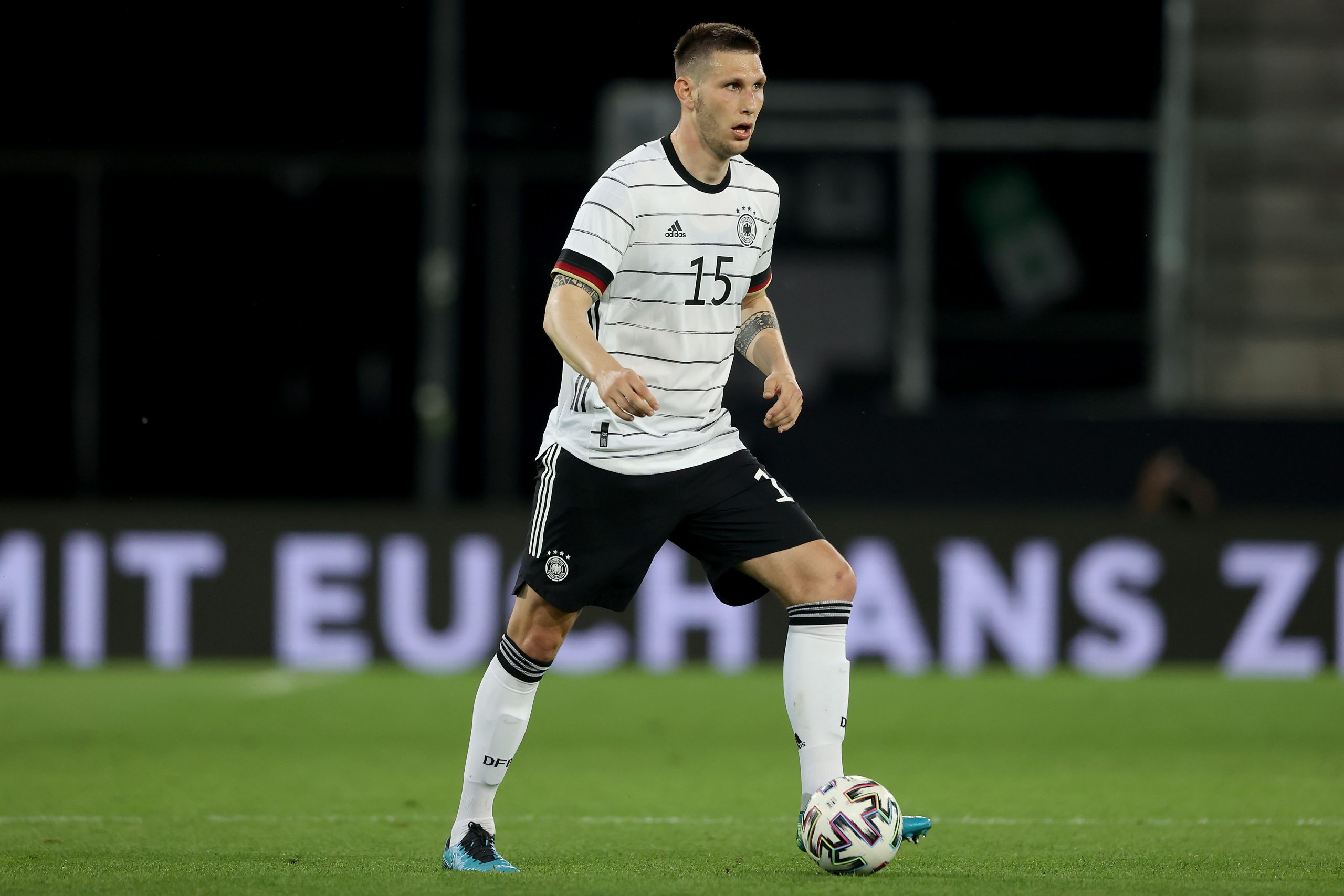 Niklas Süle