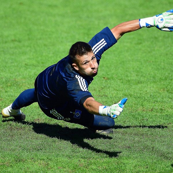 Daniel Heuer Fernandes hat noch Vertrag bis 2022 beim HSV.