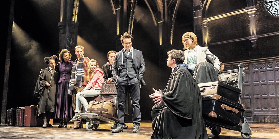 Das Verwunschene Kind In Hamburg Achtung Harry Potter Fans Nun Geht S Los Mopo