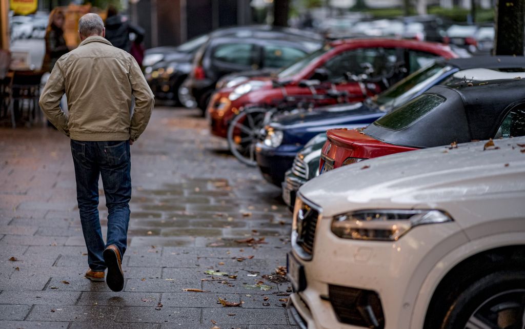 Parkende Autos