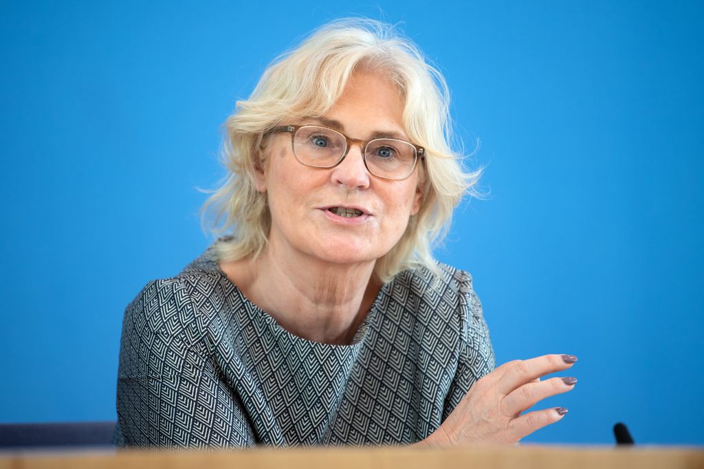Christine Lambrecht (SPD),