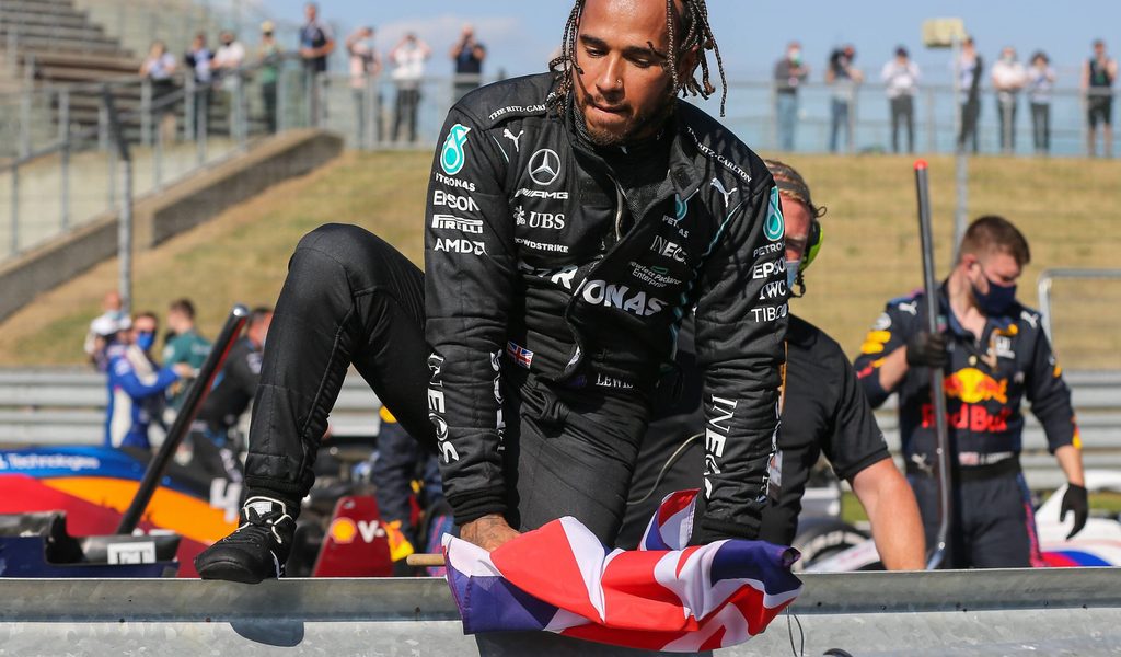 Formel 1 Lewis Hamilton Nach Sieg Rassistisch Beleidigt Mopo