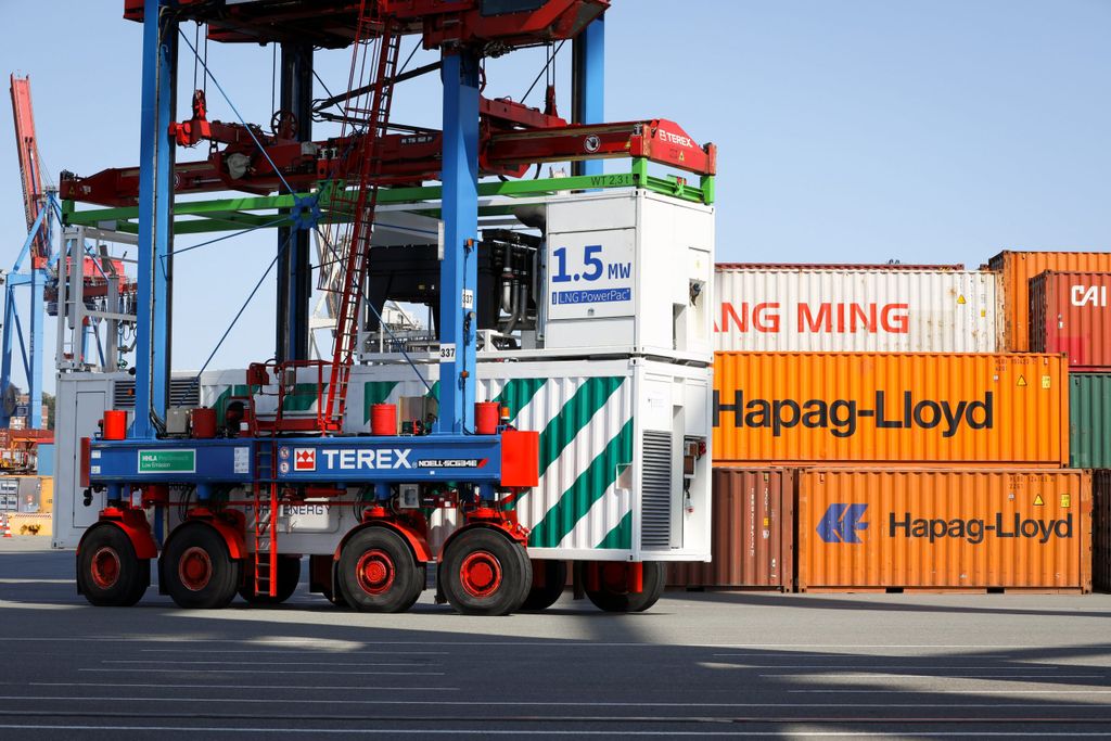 Container mit Aufschrift „Hapag Lloyd“