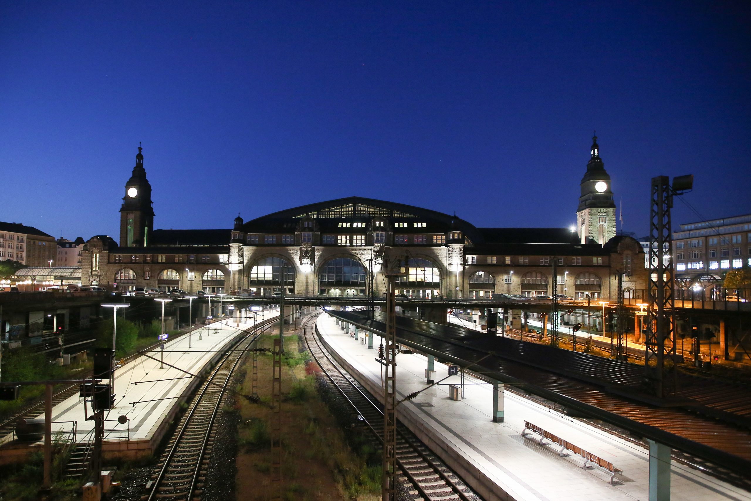 Der menschenleere Hamburger Hauptbahnhof am Mittwochmorgen.