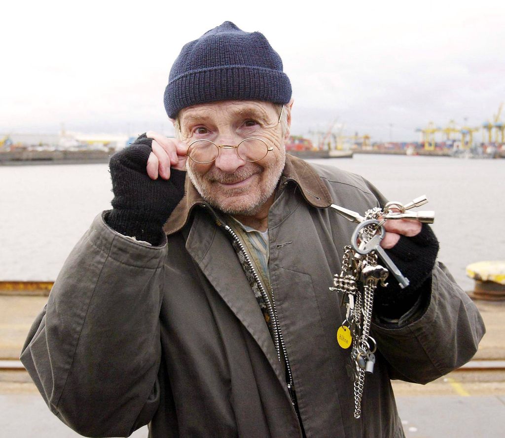 Sänger Freddy Quinn während eines Fotoshootings im Hamburger Hafen. (Archivfoto)
