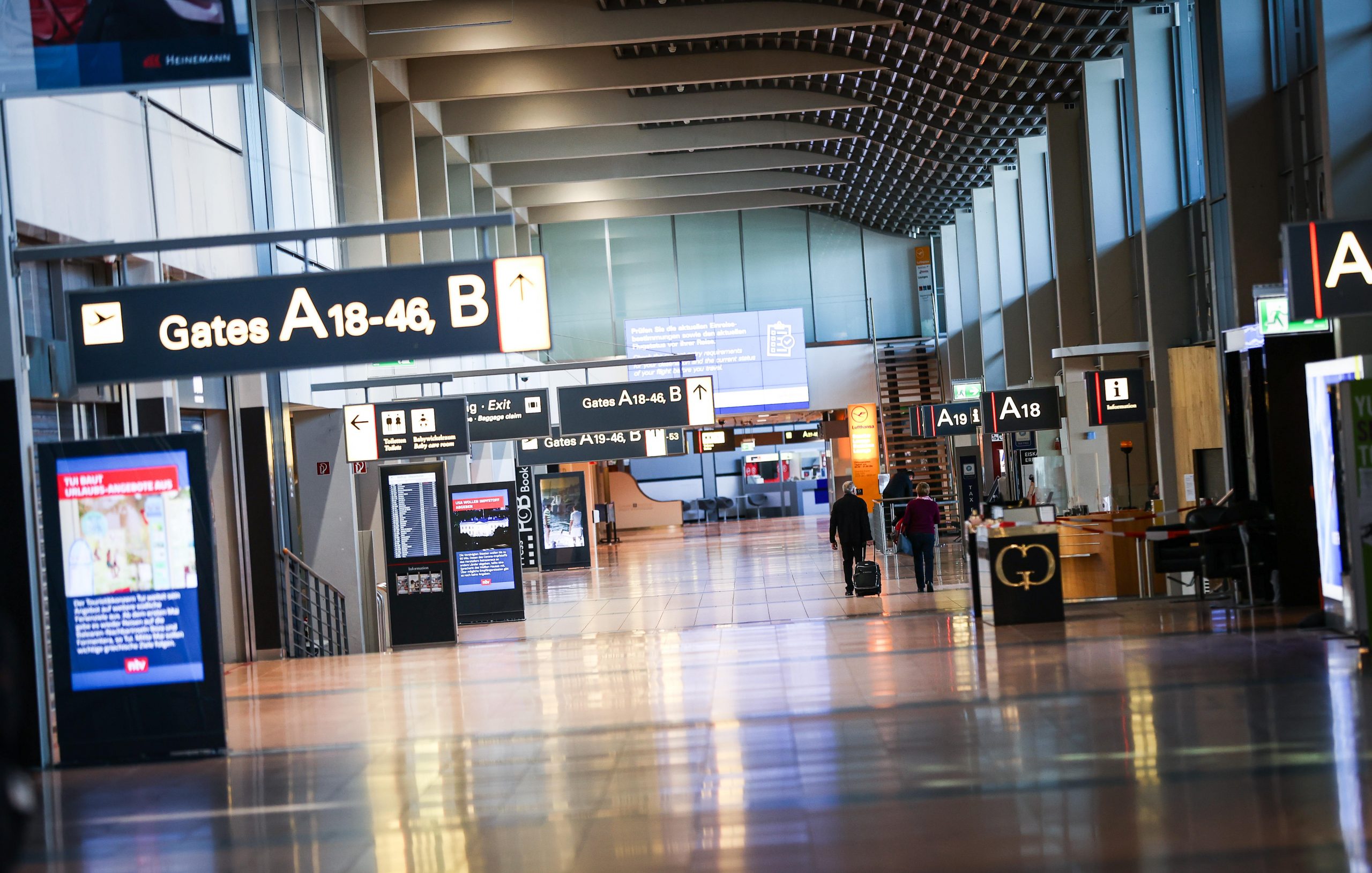 Flughafen Hamburg leer