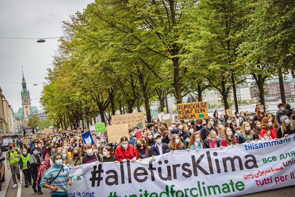 Fridays for Future spricht von 80.000 Teilnehmern beim globalen Klimastreik in Hamburg.