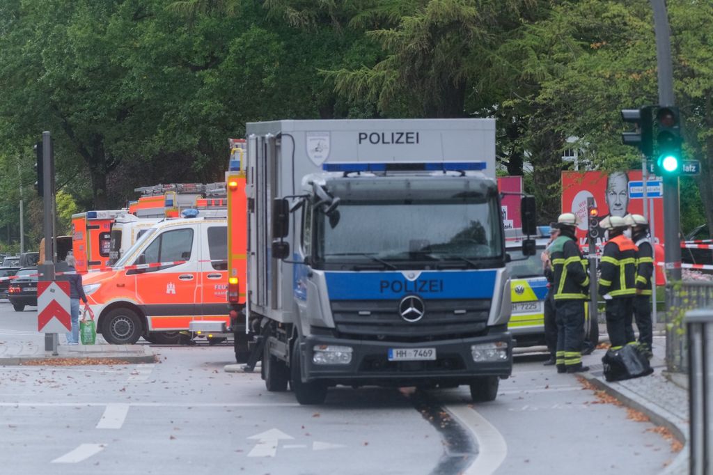 Auch Entschärfer des LKA waren vor Ort.