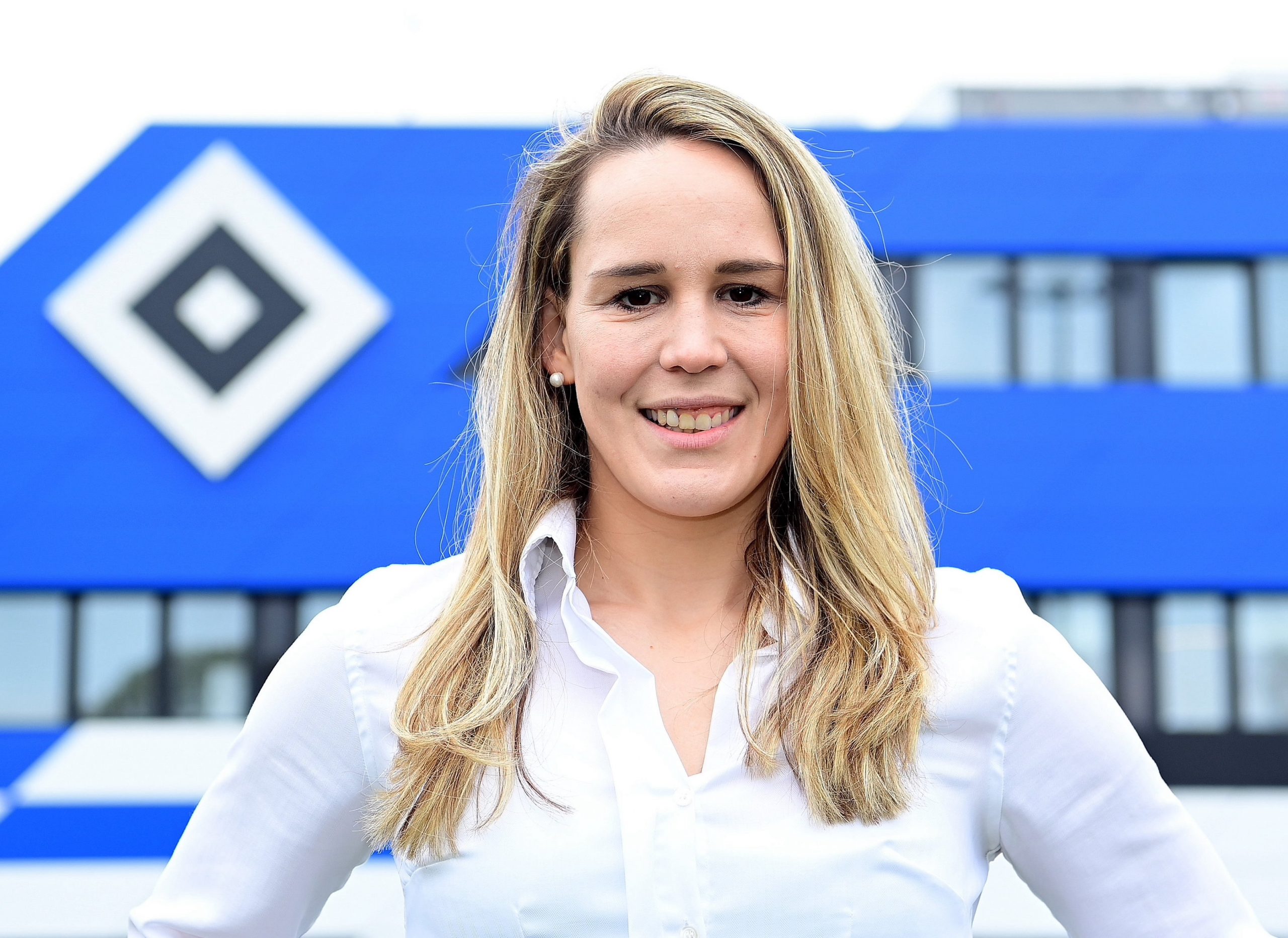 Die ehemalige Bundesliga-Spielerin Catharina Schimpf ist seit Juli 2021 Frauenfußball-Koordinatorin beim HSV.