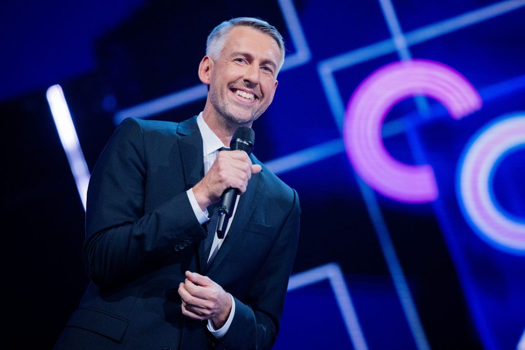 Sebastian Pufpaff steht bei der Verleihung des „Deutschen Comedypreises“ auf der Bühne.