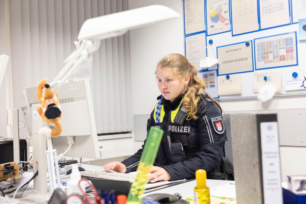 Polizeioberkommissarin Stiena Jepsen (27).